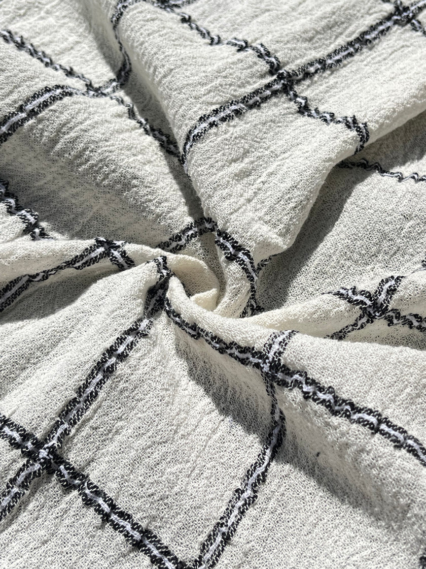 Özel Dokulu Türk Pamuğu Buruşuk Kumaş: Kimono Yazlık Elbiseler, Yenidoğan Kıyafetleri İçin Benzersiz Kalite | Tül, Şeffaf ve Esnek Seçenekler.