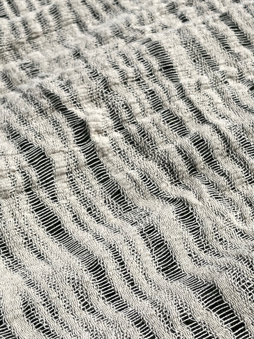 Nötr Dokulu Türk Pamuğu Buruşuk Kumaş: Kimono Yaz Elbiseleri, Yenidoğan Kıyafetleri İçin Benzersiz Kalite | Tül, Şeffaf ve Esnek Seçenekler