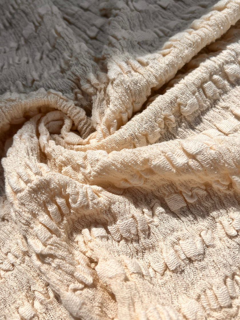 Nötr Dokulu Pamuklu Esnek Buruşuk Kumaş: Kimono Yaz Etekleri Yenidoğan Kıyafetleri İçin Benzersiz Kalite | Esnek Seçenekler, El Dokuması.