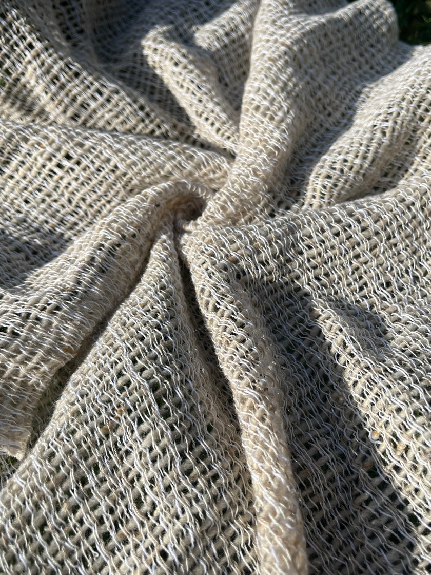 El Dokuma Doğal Kumaşlar, El Tezgahında Benzersiz Dokulu Kumaş, Özel Üretim, Özel İşçilik, Siparişe Göre Dokuma, Pamuk-Koyun Yünü Karışımı, Geleneksel Dokumalar.