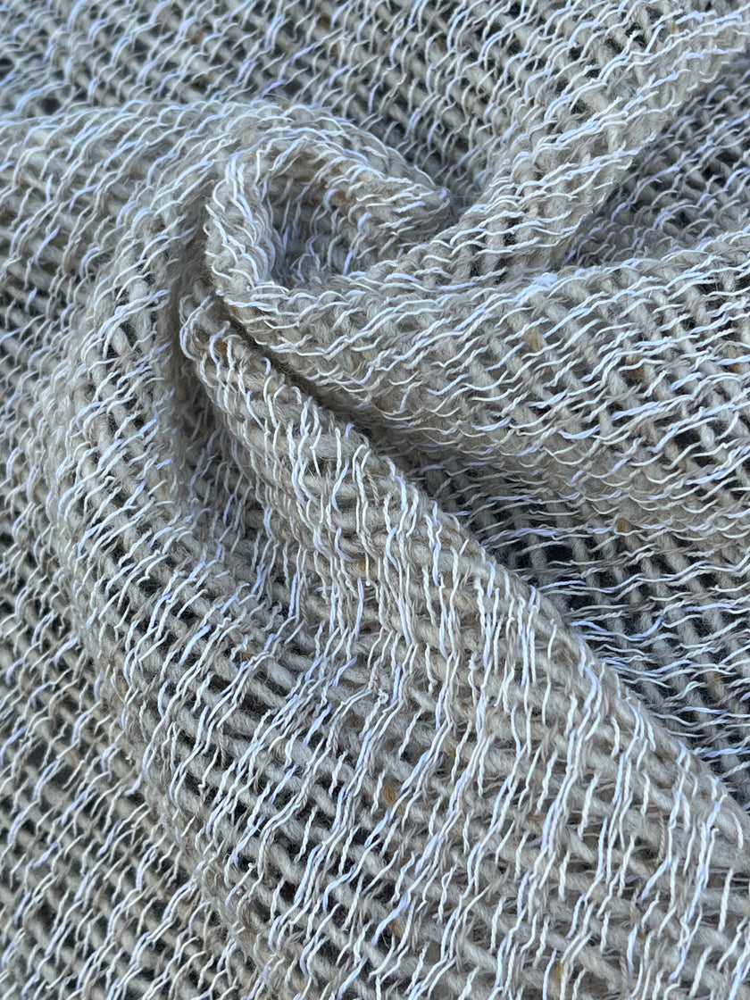 El Dokuma Doğal Kumaşlar, El Tezgahında Benzersiz Dokulu Kumaş, Özel Üretim, Özel İşçilik, Siparişe Göre Dokuma, Pamuk-Koyun Yünü Karışımı, Geleneksel Dokumalar.