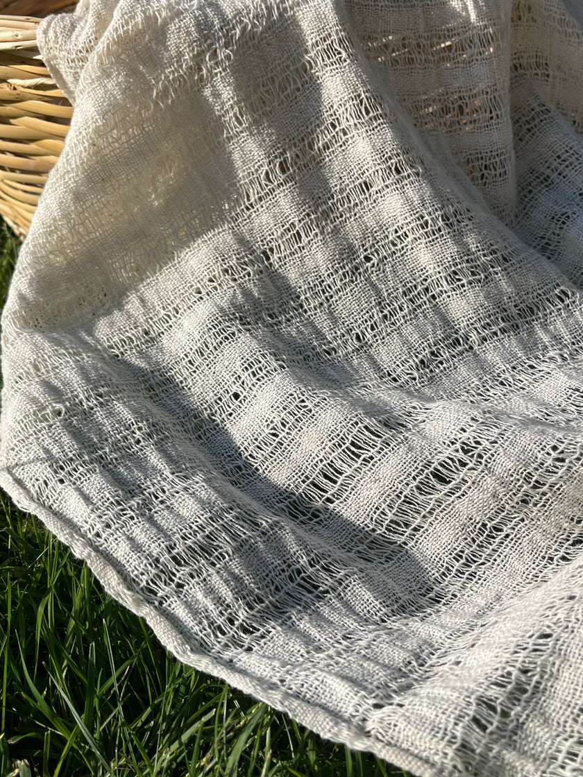 El Dokuma Doğal Kumaşlar, El Tezgahında Benzersiz Dokulu Kumaş, Özel Üretim, Özel İşçilik, Siparişe Göre Dokuma, Organik Pamuklu Geleneksel Dokumalar.