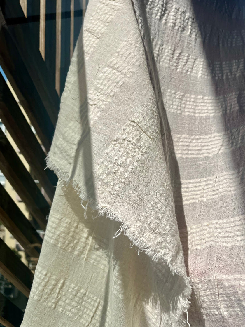 Metre Fiyatına Ağartılmamış Ekru Pamuklu Keten Kumaş, Nötr Boyanmamış İnce Çizgiler, Geniş En.