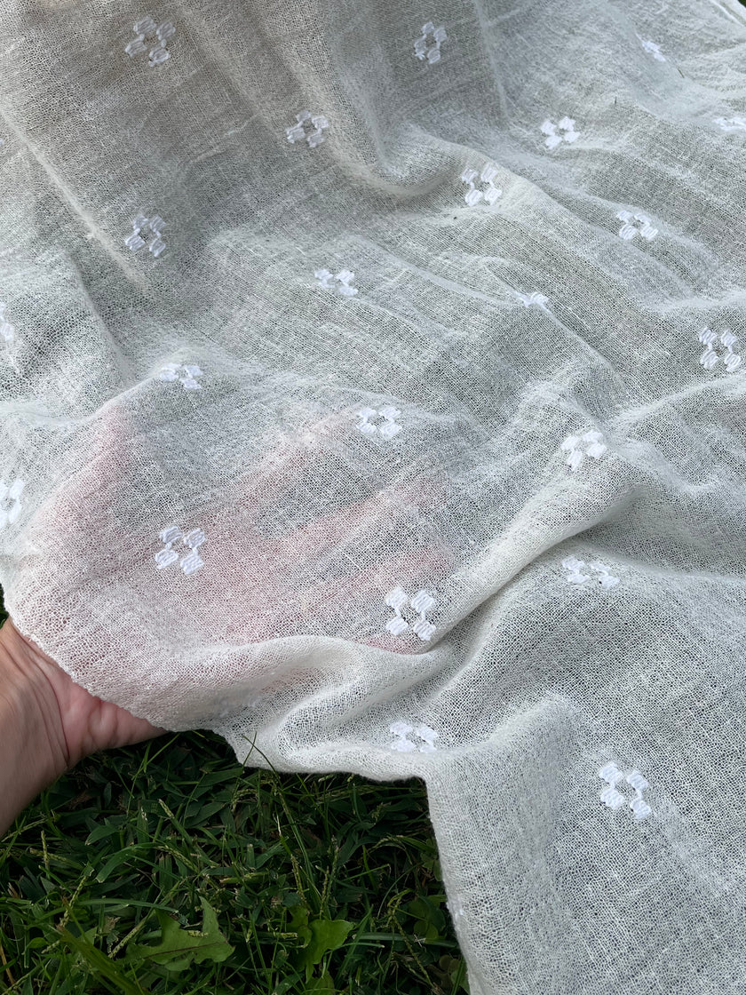 El Dokuma Doğal Kumaşlar, El Tezgahında Benzersiz Dokulu Kumaş, Özel Üretim, Özel İşçilik, Siparişe Göre Dokuma, Organik Pamuklu İşlemeli Geleneksel Dokumalar.