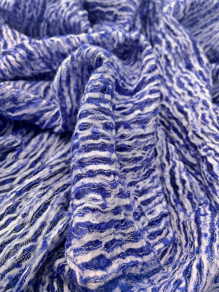 Tissus naturels uniques Sax Blue : mélange de lin en coton funky, transparent et texturé | Tissus spéciaux de qualité avec texture 3D pour les créations estivales.