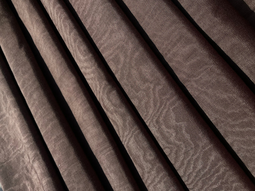 Osmanlı Başlık İçin Kahverengi Lüks İpek Döşeme, Ev Tekstili İç Mekan Kumaşları: Yastık Kılıfları, Kimono Esintili Tasarımlar, Filigran Desenleri.