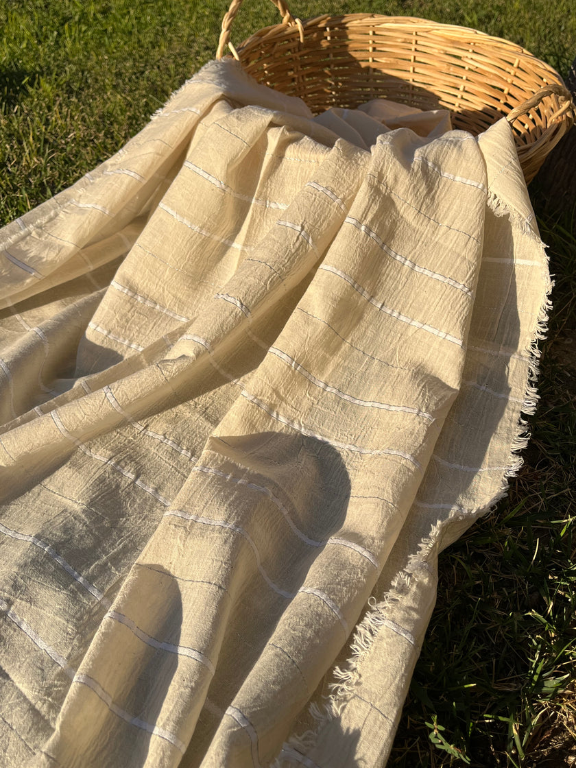 Metre ile Fildişi Ağartılmamış Nötr Organik Pamuklu Kumaş, Buruşuk Kumaş, Geniş En.