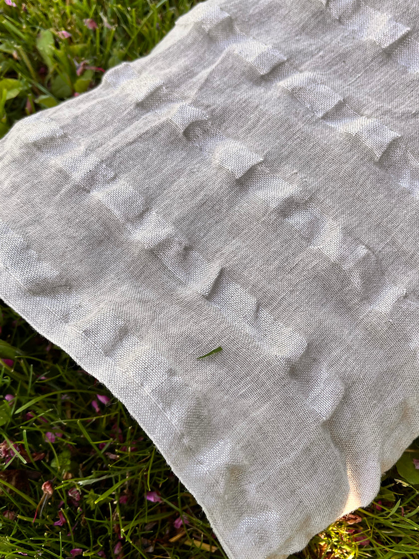 Keten İpek Karışımlı Çizgili Kumaş, Yazlık Kumaş, Buruşuk Kumaş, Dokulu Kumaşlar, Doğal Kumaş, Doğal Kumaşlar, Doğal Kumaşlar, Özel Kumaşlar.