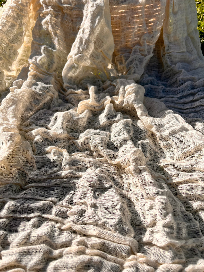 Hollow Mesh Organik Pamuklu Kumaş, Bej Beyaz Balıksırtı Desenli Şeffaf Kırışık Şeffaf Pamuklu Kumaş