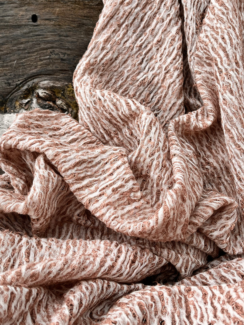 Metre Kare Kahverengi Keten Kumaş, Organik Pamuklu Kumaş, Dokulu El Dokuma Yarı Şeffaf Doğal Kumaşlar.