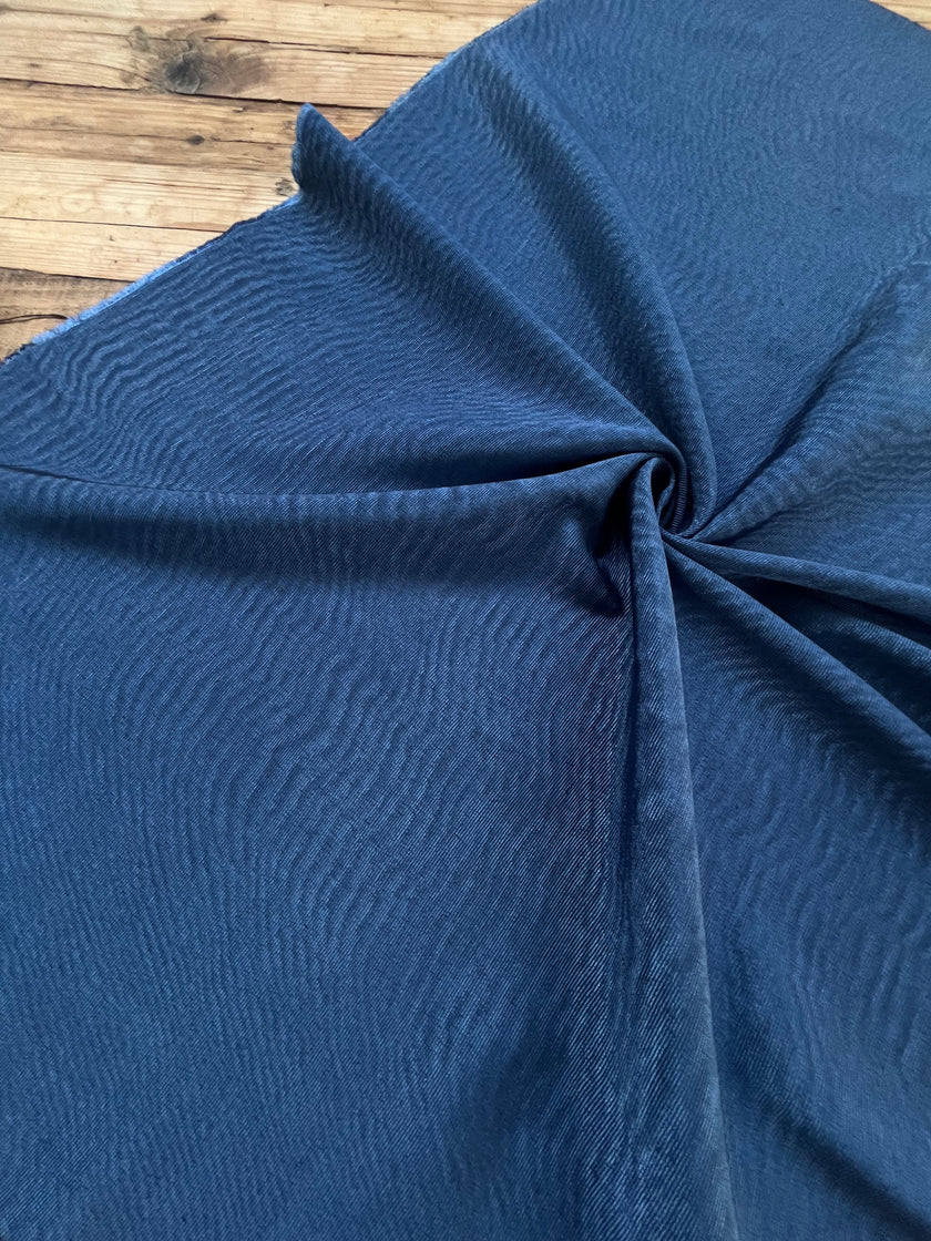 Osmanlı Başlıklı Mavi Lüks İpek Döşeme, Ev Tekstili İç Mekan Kumaşları: Yastık Kılıfları, Kimono Esintili Tasarımlar, Filigran Desenler, Genişlik: 70 cm.