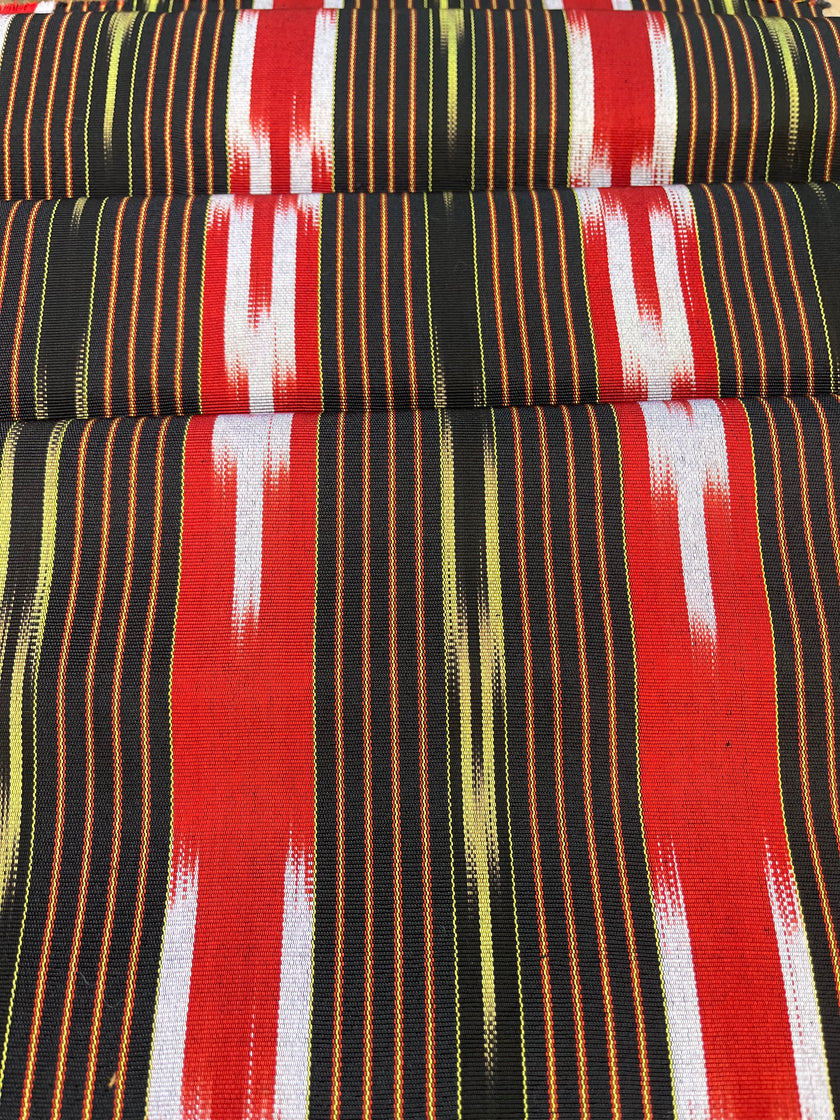 Osmanlı Başlıklı Yeşil İkat Çizgili Lüks İpek Döşeme, Ev Tekstili İç Mekan Kumaşları: Yastık Kılıfları, Kimono Esintili Tasarımlar, Filigran Desenleri.