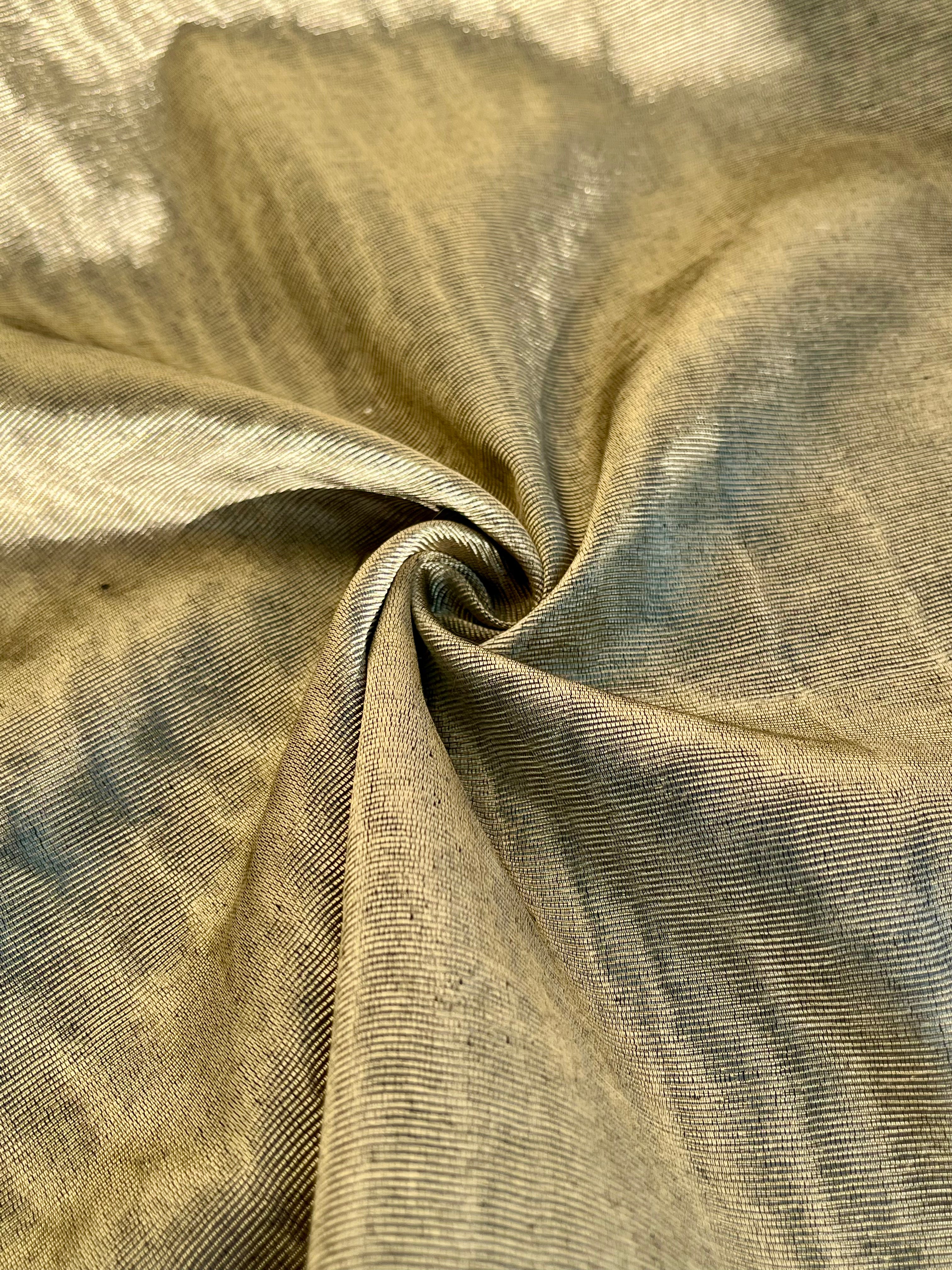 Rembourrage luxueux en soie à rayures vertes Ikat pour tête de lit ottoman, tissus d'intérieur pour textiles de maison : housses d'oreiller, motifs inspirés du kimono, motifs en filigrane.