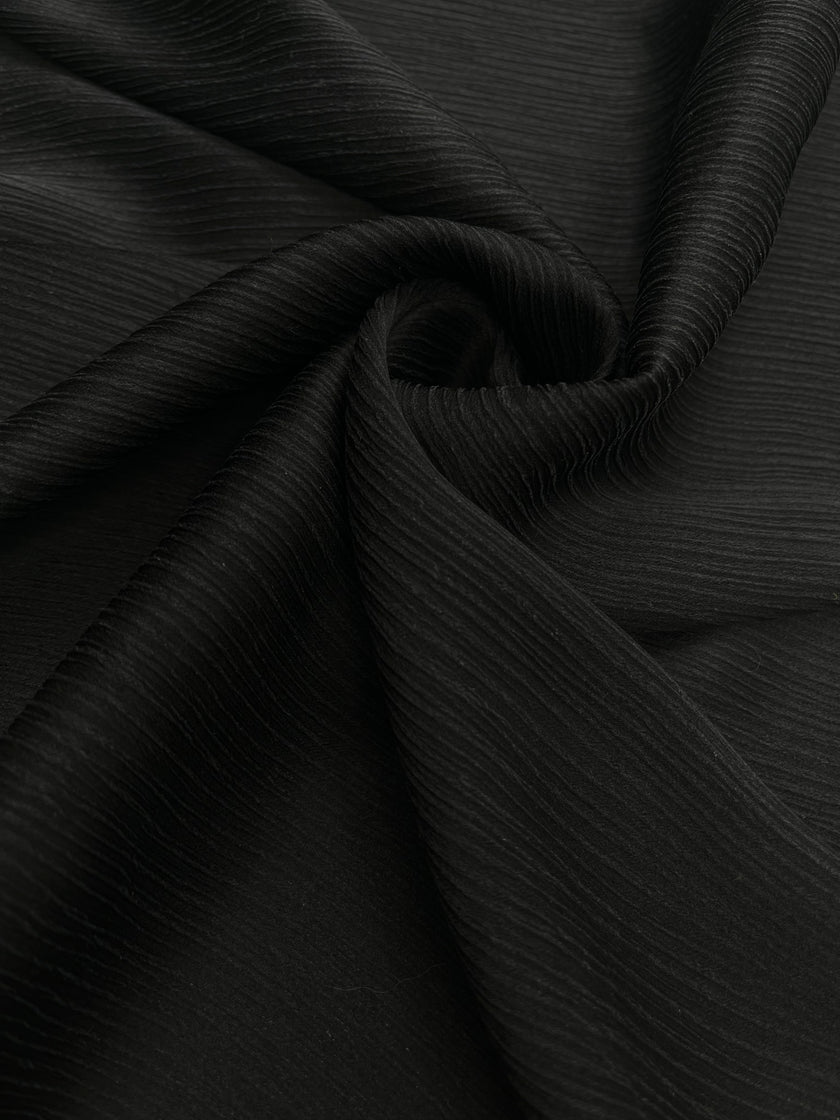 Siyah İpek, Metre İpek, Doğal İpek, İpek Şifon, Dut İpeği, İpek Duvak, İpek Metraj, Buruşuk İpek, Ekose İpek, Dokulu İpek.