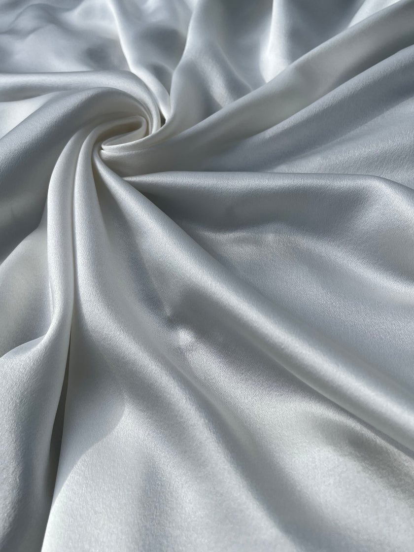 Gelinlik Beyaz Saten Saf İpek, Metre Metre İpek, İpek Şifon, Dut İpeği, İpek Metre, Ağır İpek, Lüks İpek Kumaş.