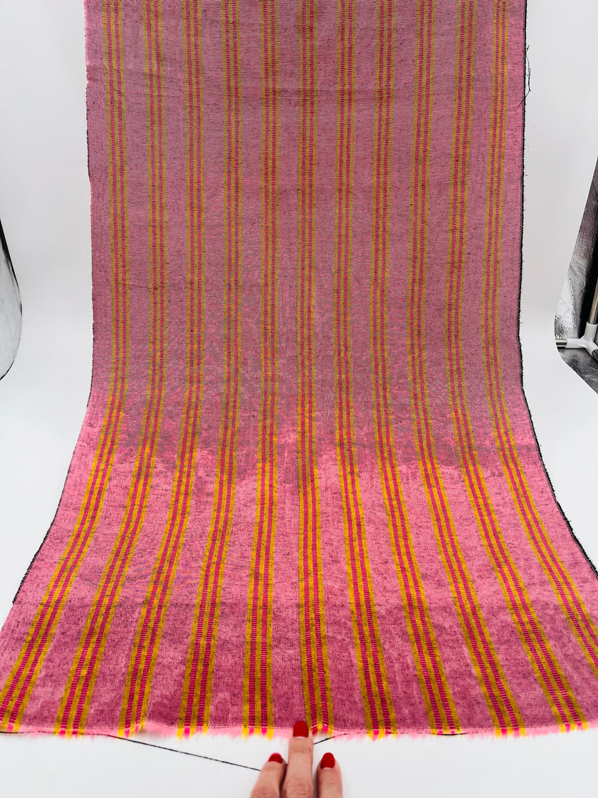 Pastel Pembe Sarı Çizgili İpek Kumaş, Metreyle İpek. Filigran Desen, Şantung İpek, Geniş Moiré İpek Kumaş, Geniş Kalın İpek Kurdele, İpek Döşemelik Kumaş.