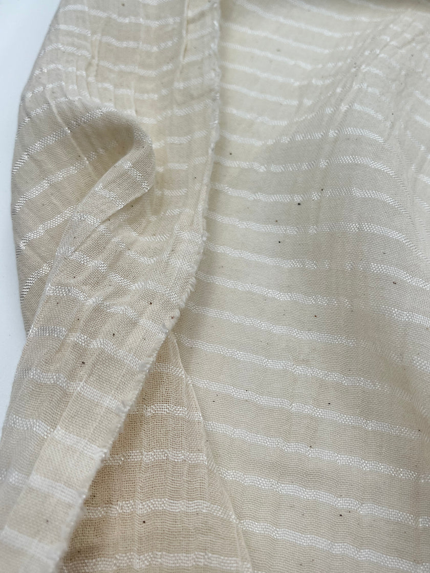 Tissus en lin de soie rayés et texturés pour un style inspiré de la nature, qualité unique pour les robes d'été kimono et les tenues de nouveau-né | Non blanchi.