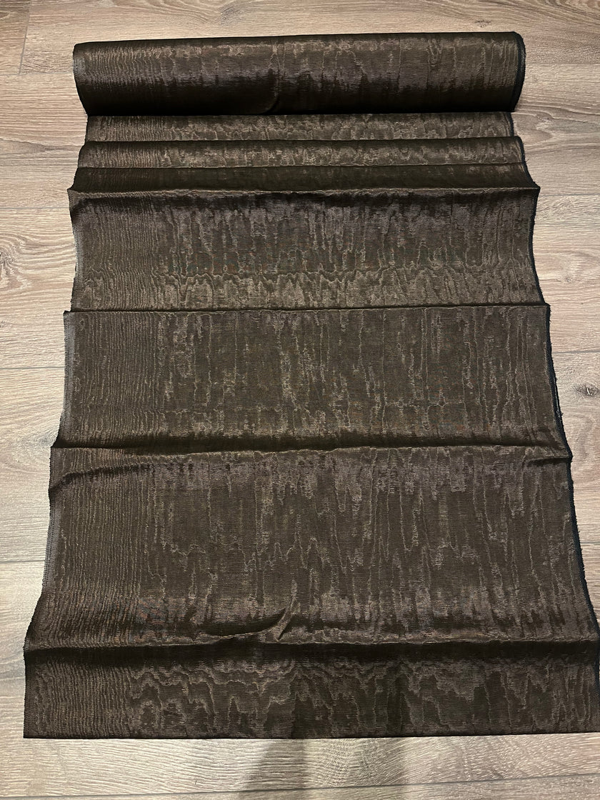 Tapisserie d'ameublement luxueuse en soie noire pour tête de lit ottomane, tissus d'intérieur pour textiles de maison : housses d'oreiller, motifs inspirés du kimono, motifs en filigrane.