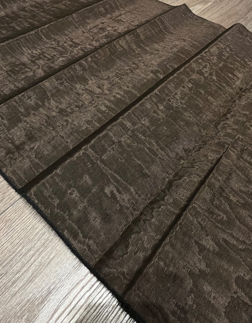 Tapisserie d'ameublement luxueuse en soie noire pour tête de lit ottomane, tissus d'intérieur pour textiles de maison : housses d'oreiller, motifs inspirés du kimono, motifs en filigrane.