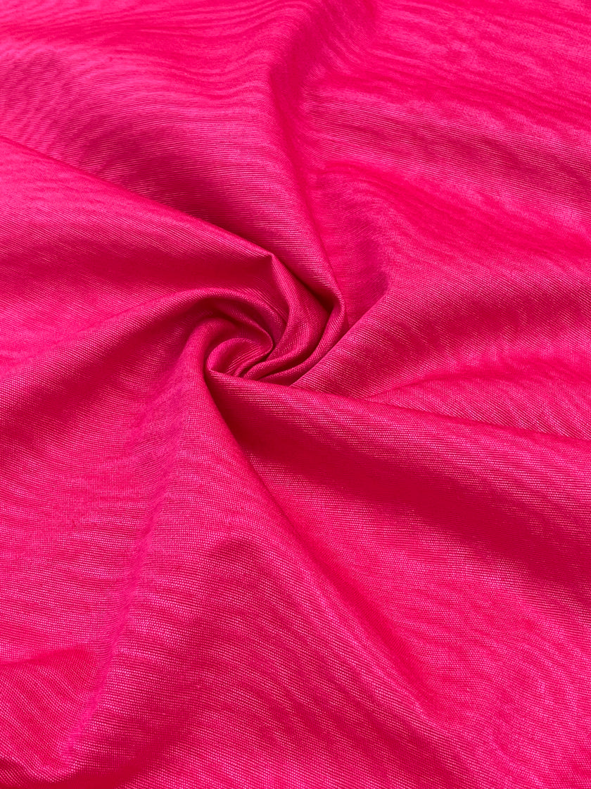 Osmanlı Başlıklı Pembe Lüks İpek Döşeme, Ev Tekstili İç Mekan Kumaşları: Yastık Kılıfları, Kimono Esintili Tasarımlar, Filigran Desenleri.