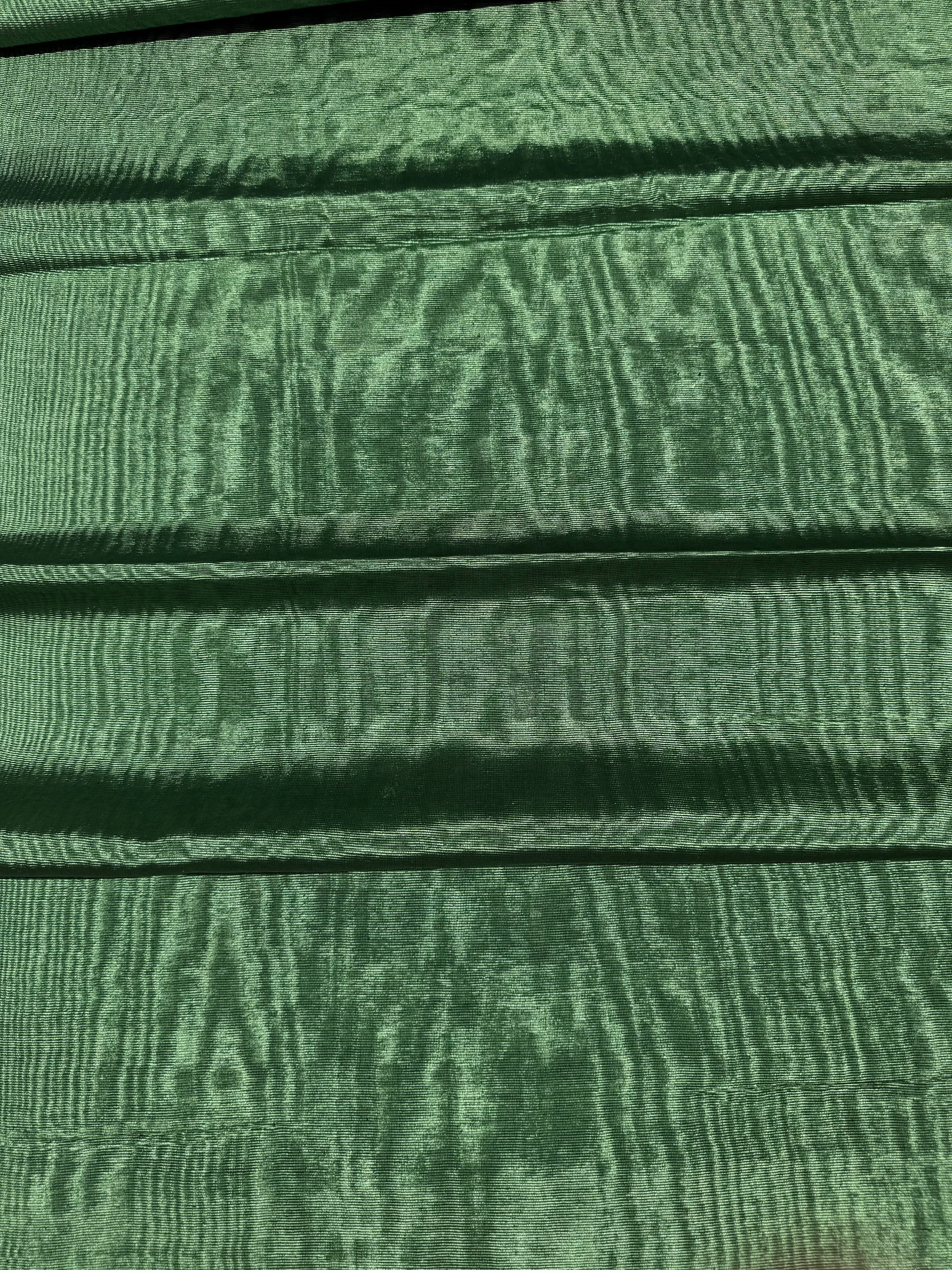 Tapisserie d'ameublement luxueuse en soie verte pour tête de lit ottomane, tissus d'intérieur pour textiles de maison : housses d'oreiller, motifs inspirés du kimono, motifs en filigrane.