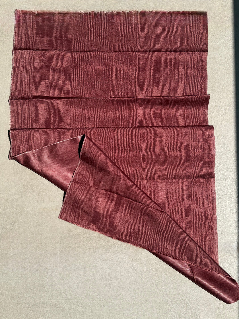 Tissu moiré de soie unique au mètre, revêtement en soie pour tête de lit ottomane, tissus d'intérieur pour textiles de maison : housses d'oreiller, motifs inspirés du kimono, motifs en filigrane