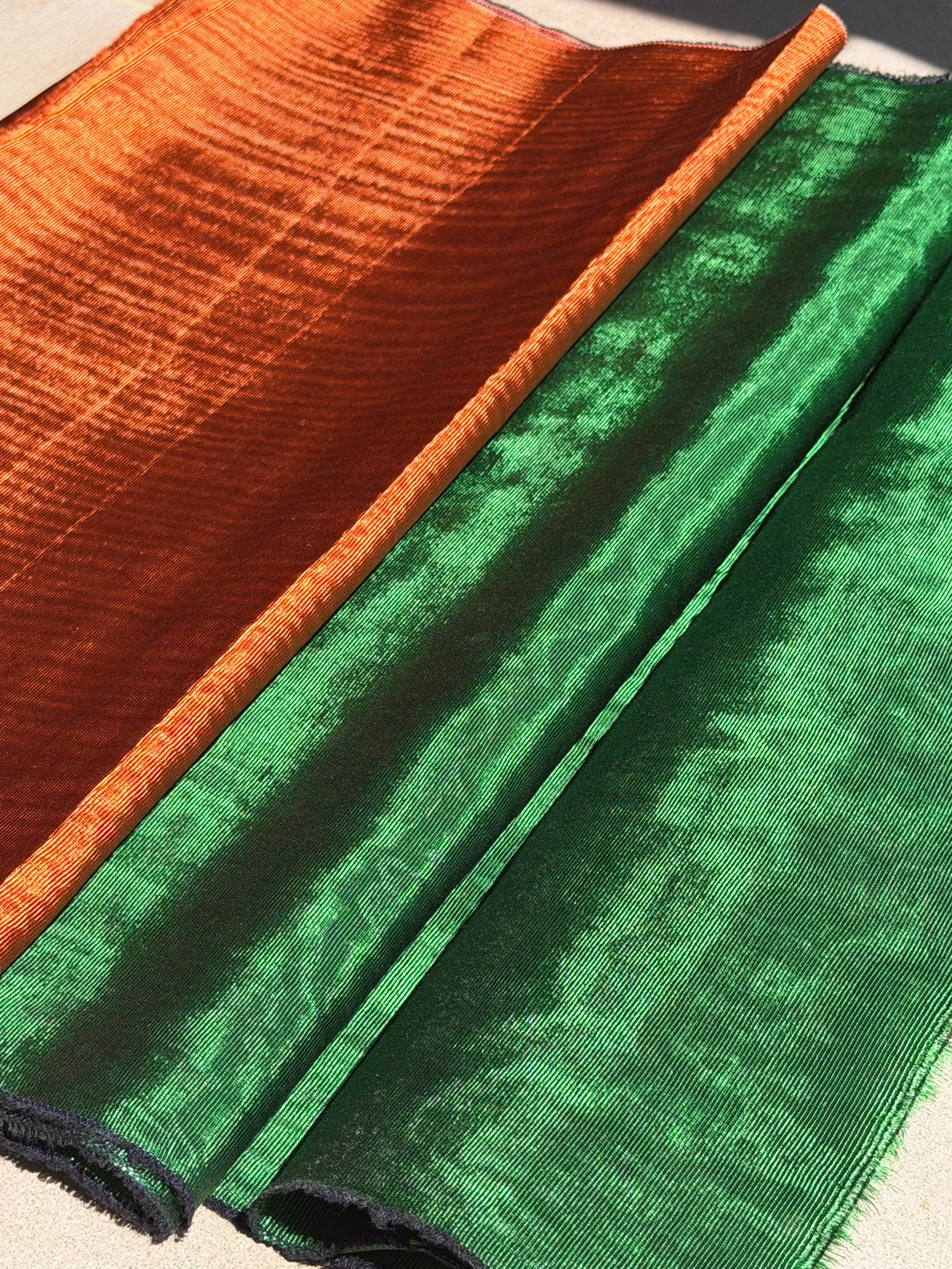 Emerald Green Silk Moiré Fabric – 50/50 Silk Cotton Blend | Ottoman-Inspired Textile