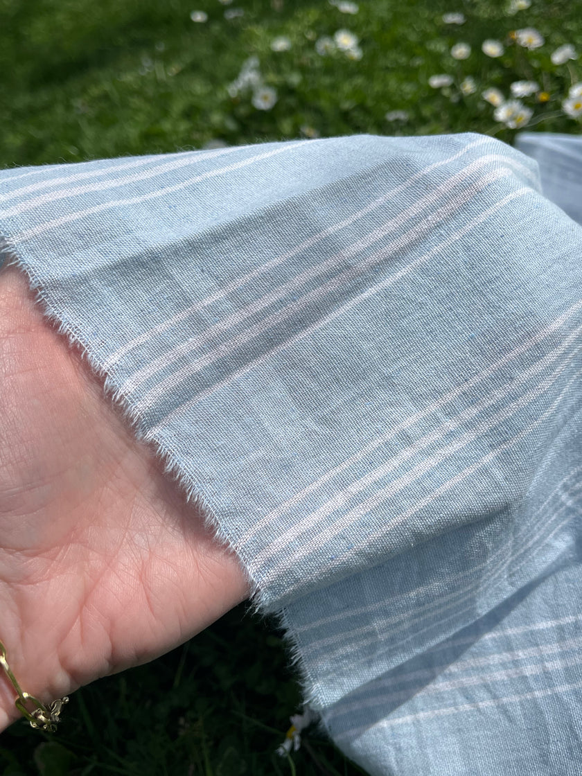 Tissu en coton lin adouci doux et fluide à larges rayures de poids moyen par mètre 200 g/m2 – Pour le rembourrage à rayures de style français ou les projets de couture pour kimono ou pantalon – Tissus d'ameublement naturels de 235 cm de largeur.