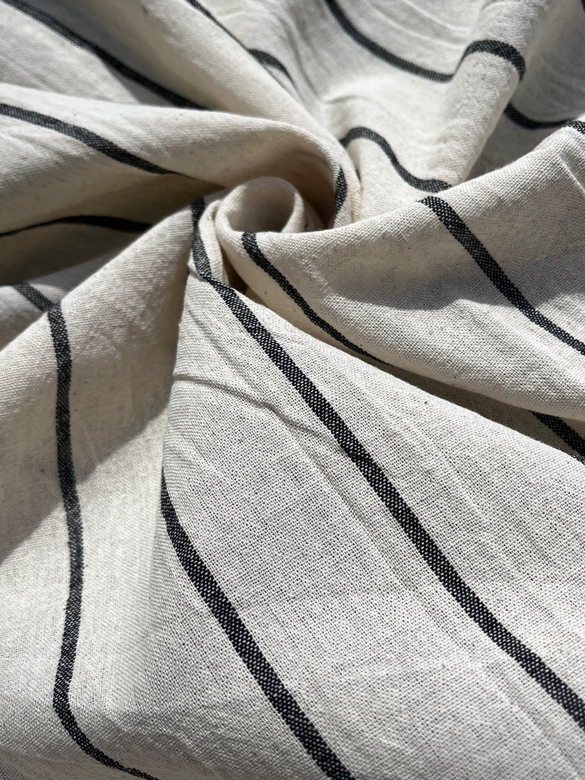 Metreyle Lacivert Çizgili Nötr Organik Pamuklu Kumaş, Çizgili Buruşuk Kumaş, Geniş Genişlik