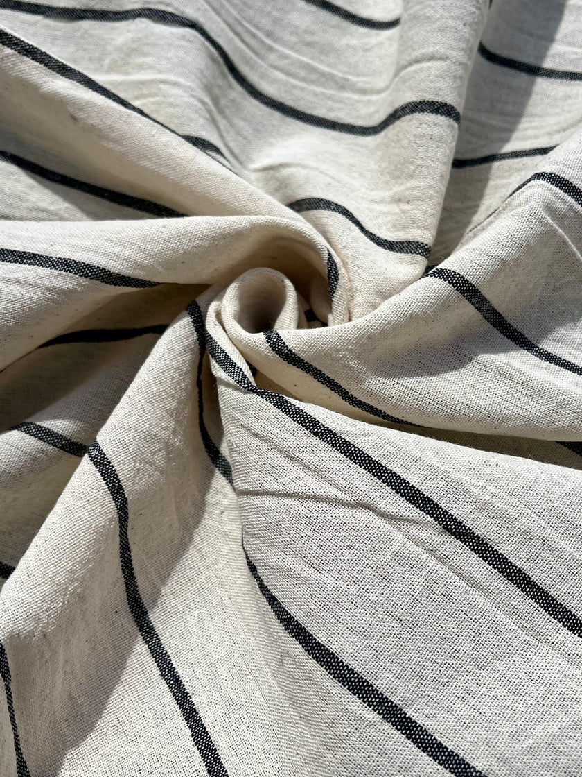Metreyle Lacivert Çizgili Nötr Organik Pamuklu Kumaş, Çizgili Buruşuk Kumaş, Geniş Genişlik