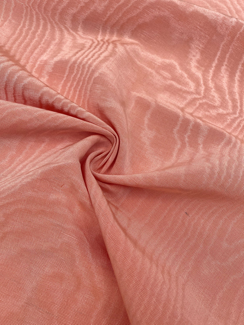 Osmanlı Başlıklı Lüks İpek Döşeme, Ev Tekstili İç Mekan Kumaşları: Yastık Kılıfları, Kimono Esintili Tasarımlar, Filigran Desenleri.