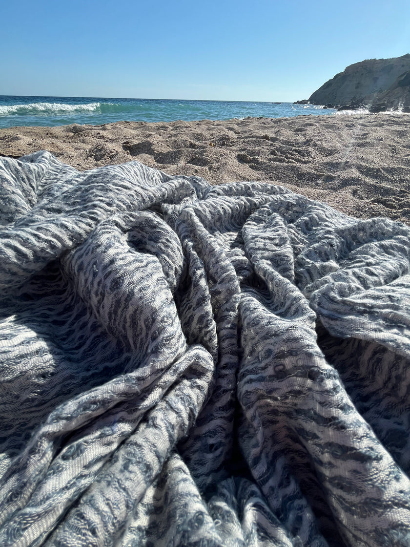 Metre Kare Mavi Gri Keten Kumaş, Organik Pamuklu Kumaş, Dokulu El Dokuma Yarı Şeffaf Doğal Kumaşlar.