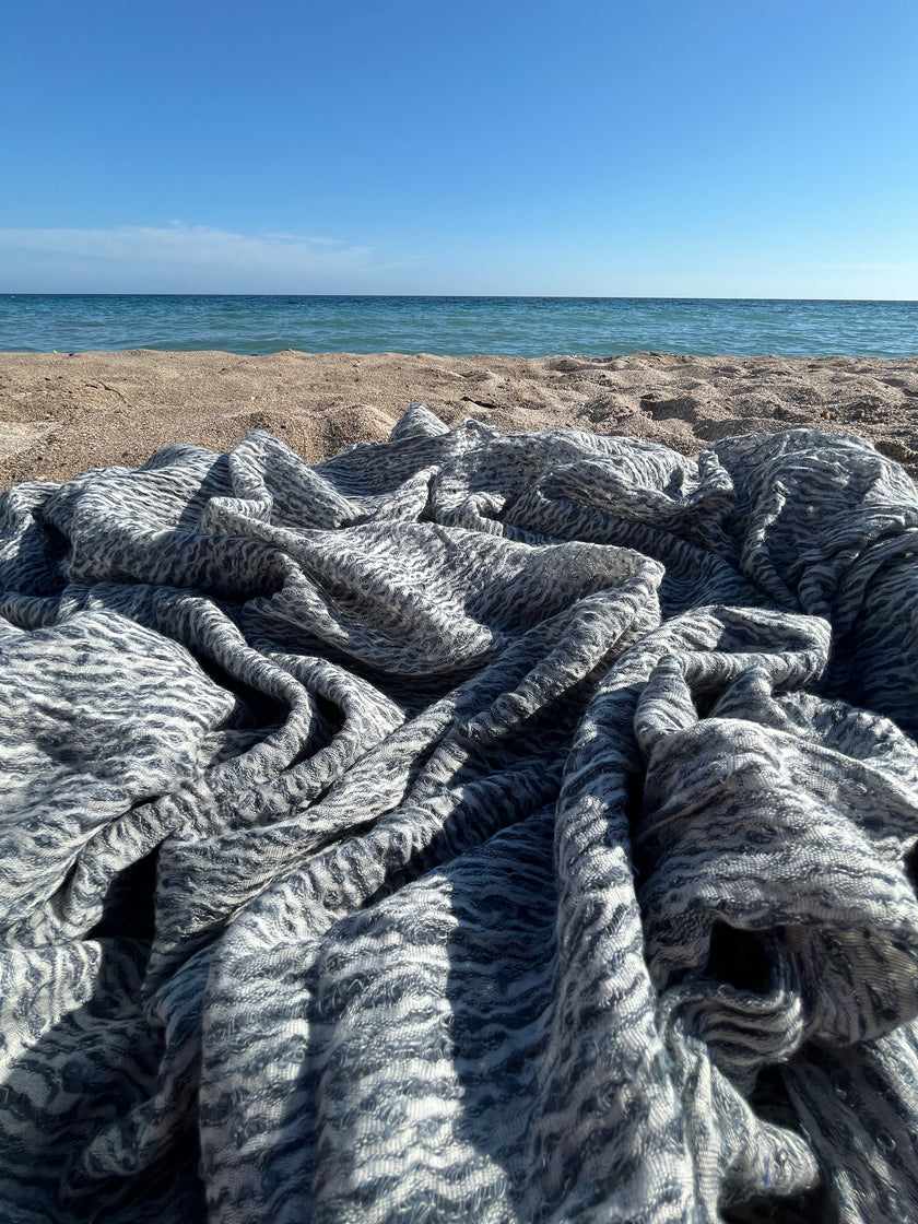 Metre Kare Mavi Gri Keten Kumaş, Organik Pamuklu Kumaş, Dokulu El Dokuma Yarı Şeffaf Doğal Kumaşlar.
