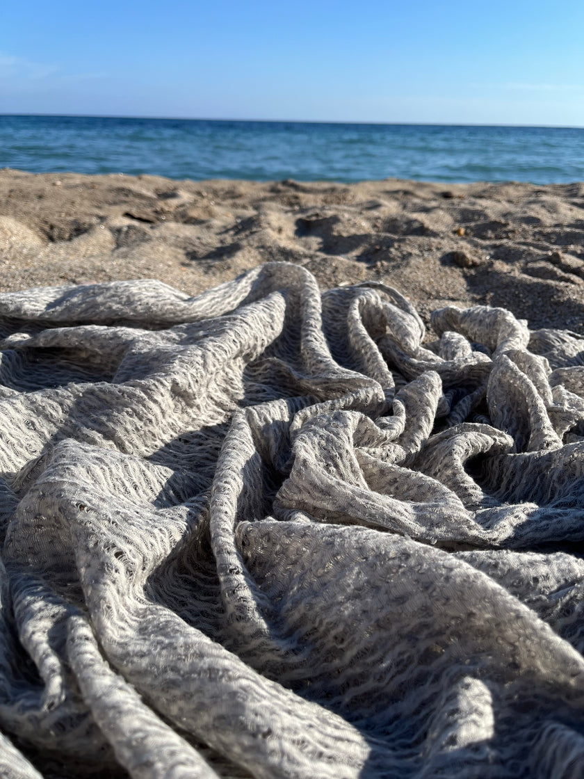 Metreyle Açık Gri Keten Kumaş, Organik Pamuklu Kumaş, Dokulu El Dokuma Yarı Şeffaf Doğal Kumaşlar.