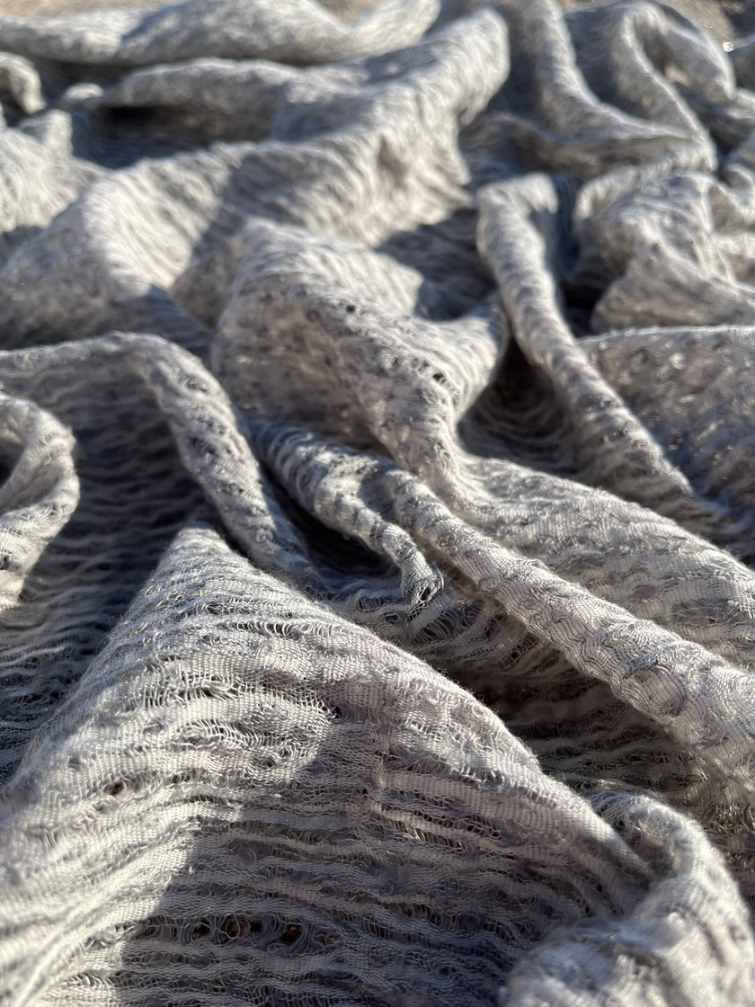 Metreyle Açık Gri Keten Kumaş, Organik Pamuklu Kumaş, Dokulu El Dokuma Yarı Şeffaf Doğal Kumaşlar.