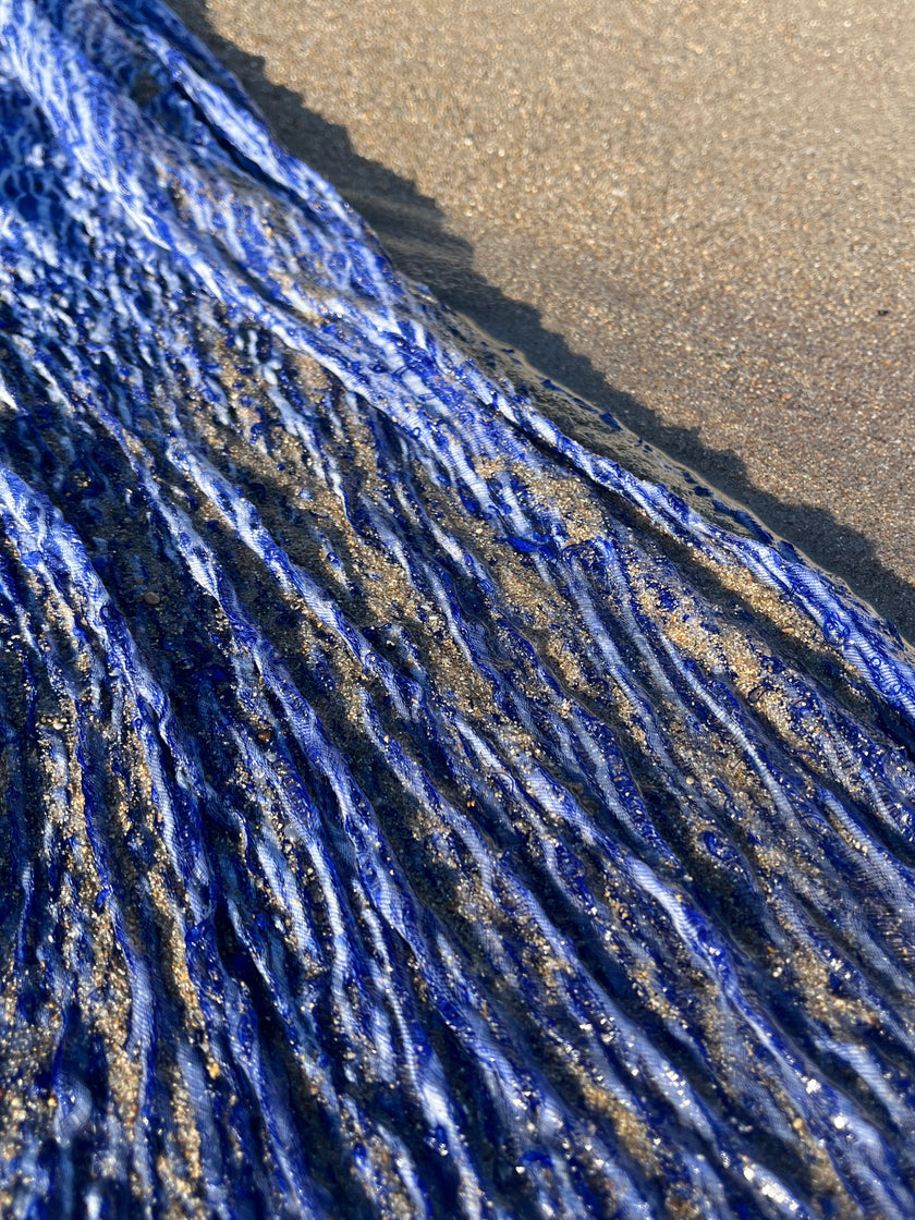 Tissus naturels uniques Sax Blue : mélange de lin en coton funky, transparent et texturé | Tissus spéciaux de qualité avec texture 3D pour les créations estivales.