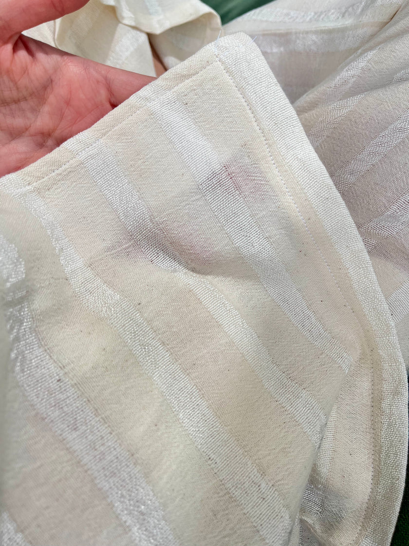 Metre ile Gri Çizgili Nötr Organik Pamuklu Kumaş, Çizgili Buruşuk Kumaş, Geniş En.