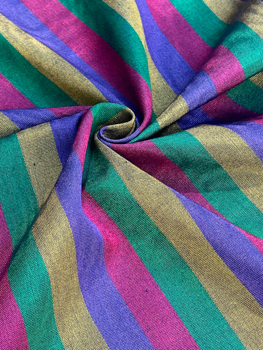 Osmanlı Başlık İçin Altın Lüks İpek Döşeme, Ev Tekstili İç Mekan Kumaşları: Yastık Kılıfları, Kimono Esintili Tasarımlar, Filigran Desenleri.