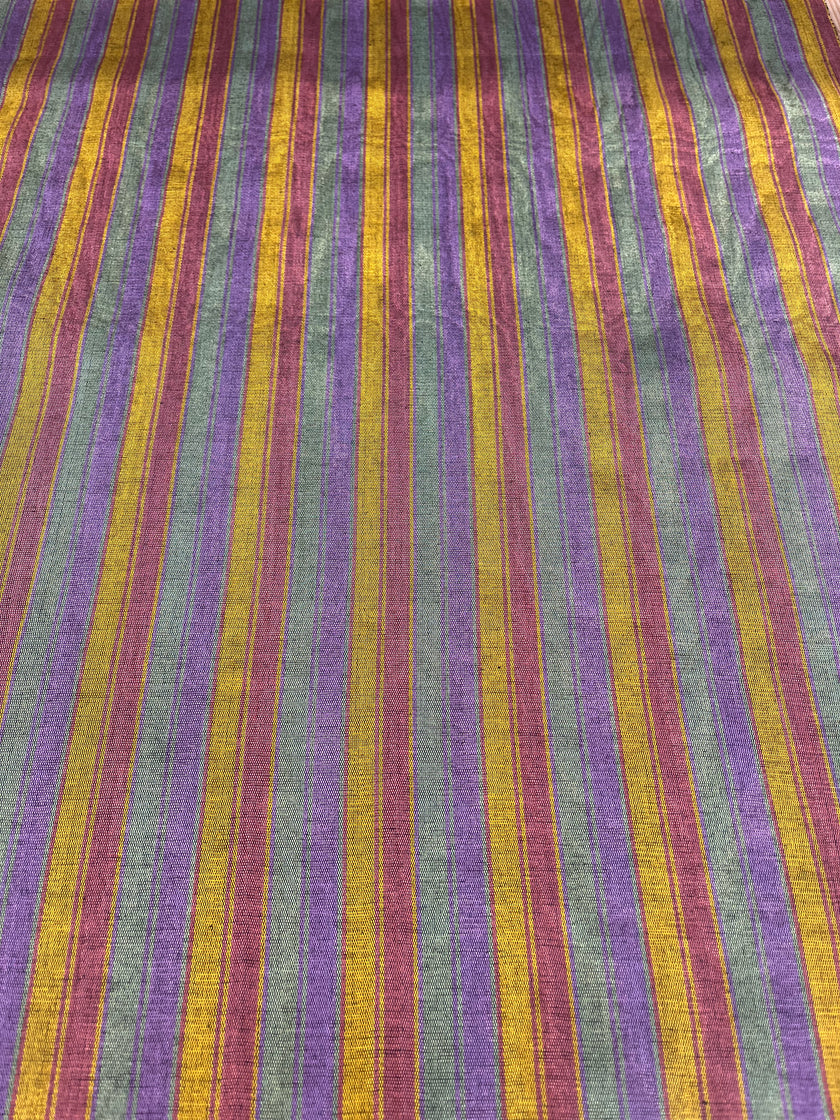 Osmanlı Başlık İçin Altın Lüks İpek Döşeme, Ev Tekstili İç Mekan Kumaşları: Yastık Kılıfları, Kimono Esintili Tasarımlar, Filigran Desenleri.