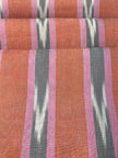 Rembourrage luxueux en soie dorée pour tête de lit ottoman, tissus d'intérieur pour textiles de maison : housses d'oreiller, motifs inspirés du kimono, motifs en filigrane.