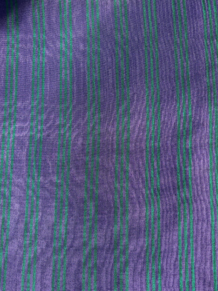 Osmanlı Başlık İçin Altın Lüks İpek Döşeme, Ev Tekstili İç Mekan Kumaşları: Yastık Kılıfları, Kimono Esintili Tasarımlar, Filigran Desenleri.