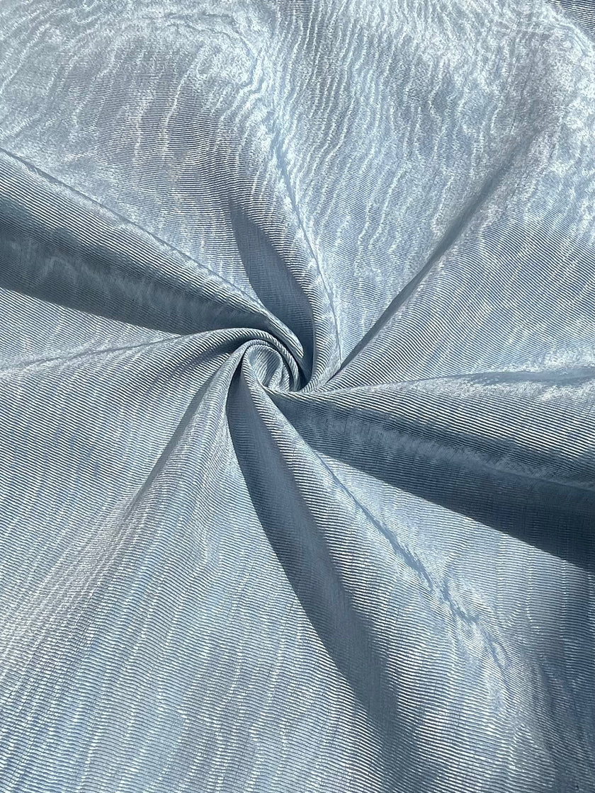 Tapisserie d'ameublement luxueuse en soie bleue pour tête de lit ottomane, tissus d'intérieur pour textiles de maison : housses d'oreiller, motifs inspirés du kimono, motifs en filigrane.