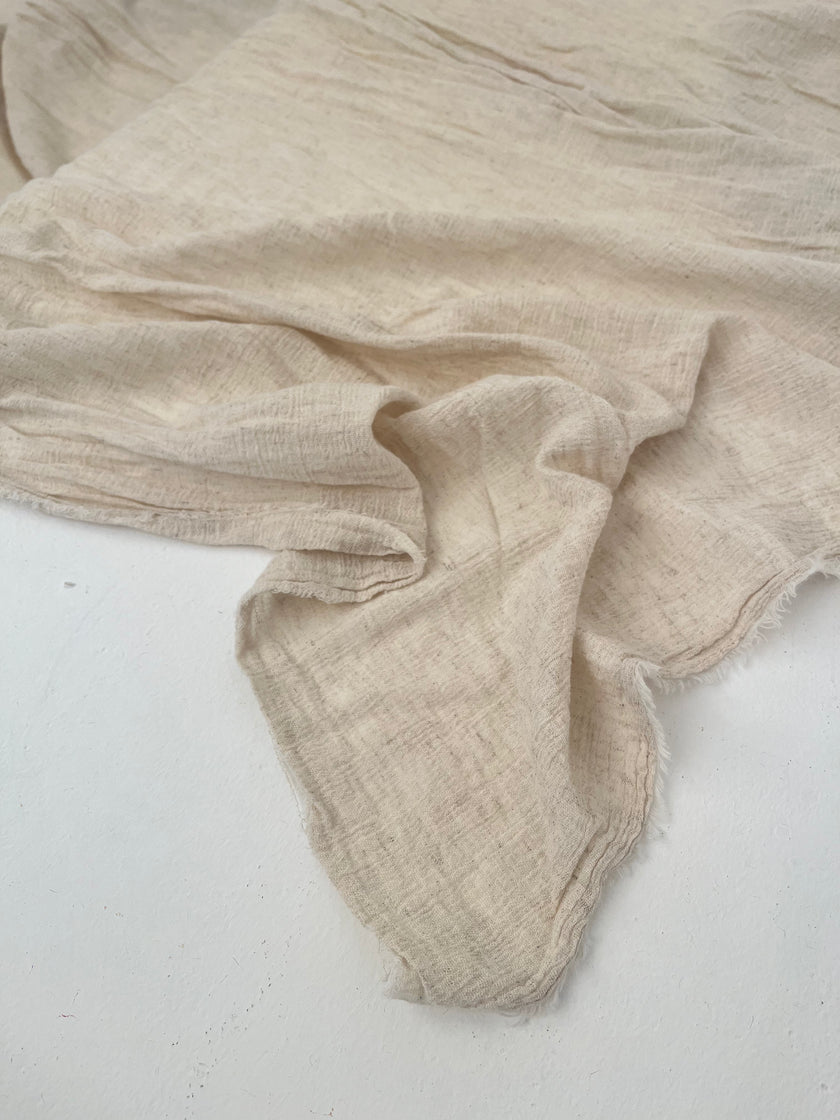 Metre ile Fildişi Ağartılmamış Nötr Organik Pamuklu Kumaş, Buruşuk Kumaş, Geniş En.