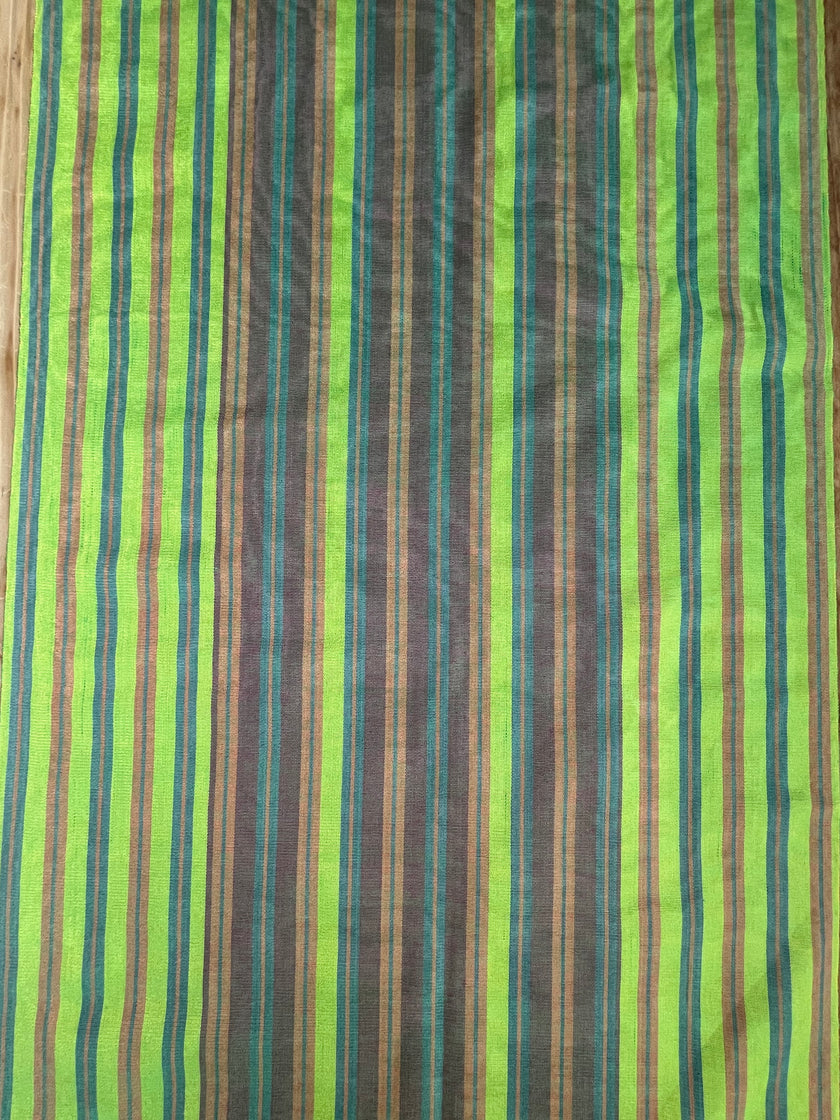 Osmanlı Başlık İçin Altın Lüks İpek Döşeme, Ev Tekstili İç Mekan Kumaşları: Yastık Kılıfları, Kimono Esintili Tasarımlar, Filigran Desenleri.