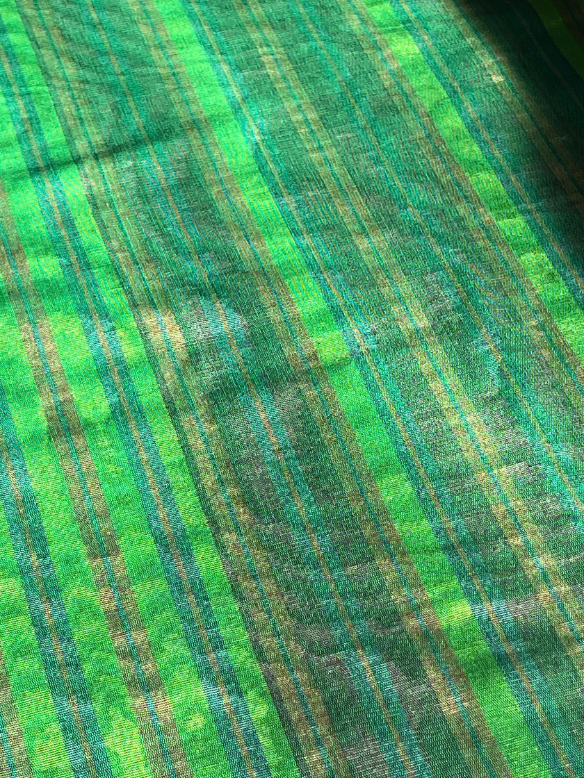 Osmanlı Başlık İçin Altın Lüks İpek Döşeme, Ev Tekstili İç Mekan Kumaşları: Yastık Kılıfları, Kimono Esintili Tasarımlar, Filigran Desenleri.