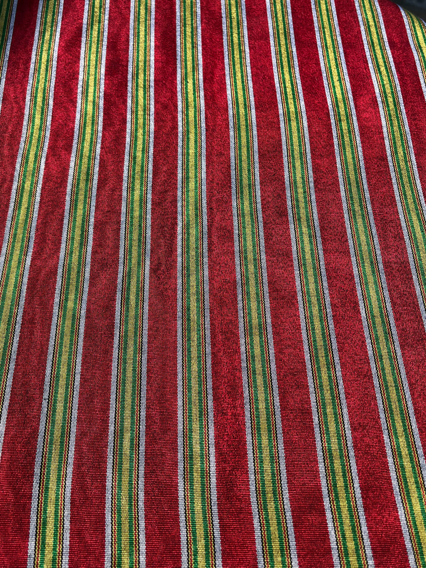 Osmanlı Başlık İçin Altın Lüks İpek Döşeme, Ev Tekstili İç Mekan Kumaşları: Yastık Kılıfları, Kimono Esintili Tasarımlar, Filigran Desenleri.