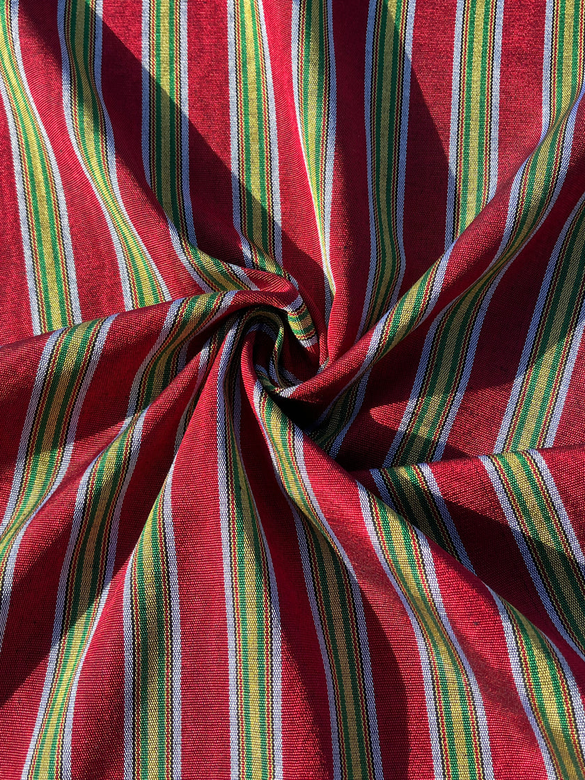 Osmanlı Başlık İçin Altın Lüks İpek Döşeme, Ev Tekstili İç Mekan Kumaşları: Yastık Kılıfları, Kimono Esintili Tasarımlar, Filigran Desenleri.