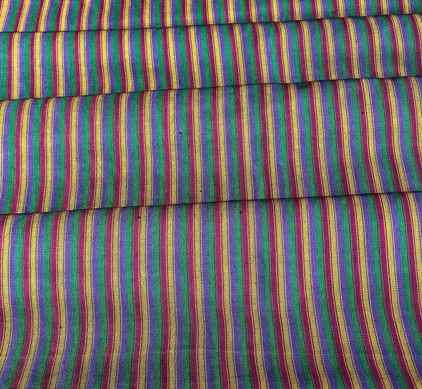 Osmanlı Başlık İçin Altın Lüks İpek Döşeme, Ev Tekstili İç Mekan Kumaşları: Yastık Kılıfları, Kimono Esintili Tasarımlar, Filigran Desenleri.