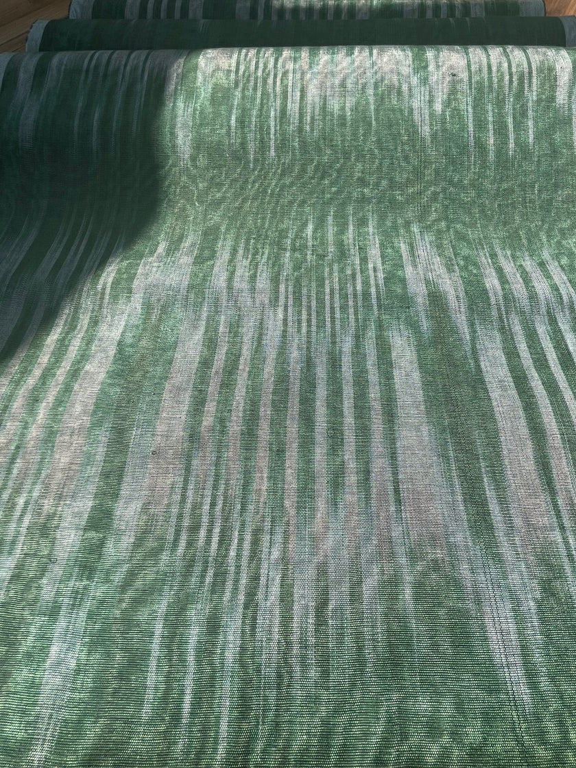 Osmanlı Başlıklı Yeşil İkat Çizgili Lüks İpek Döşeme, Ev Tekstili İç Mekan Kumaşları: Yastık Kılıfları, Kimono Esintili Tasarımlar, Filigran Desenleri.