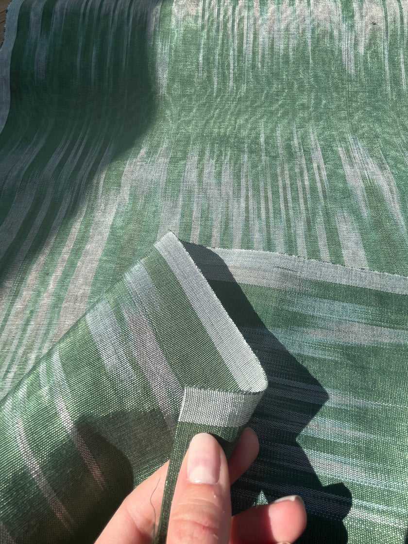 Osmanlı Başlıklı Yeşil İkat Çizgili Lüks İpek Döşeme, Ev Tekstili İç Mekan Kumaşları: Yastık Kılıfları, Kimono Esintili Tasarımlar, Filigran Desenleri.